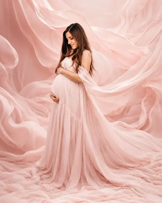 Crafting Authentic Elegance: The Personalized Luxury Maternity Portrait AI Prompt Guide